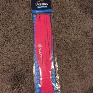 Dr. Cool 30% Cooler woman's headband NWT